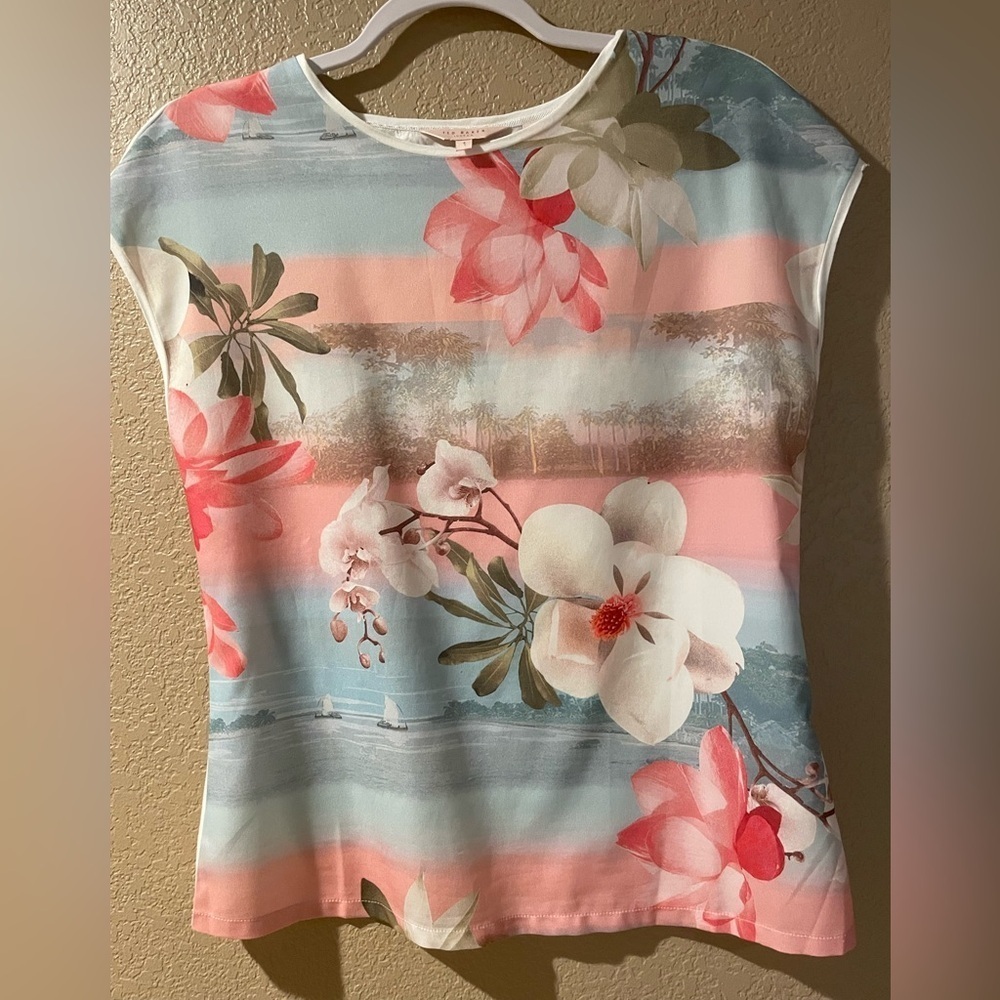 Ted Baker Pink and White Floral Short Sleeve Top